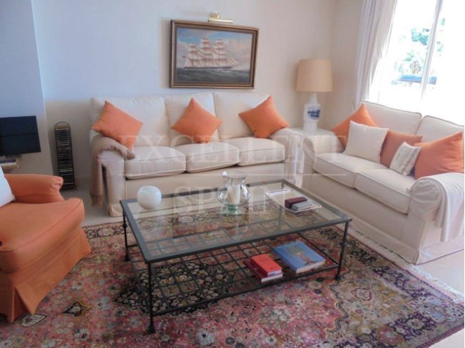 Apartment in Albatross Hill, Nueva Andalucia