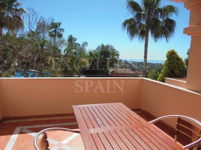 Apartment in Albatross Hill, Nueva Andalucia