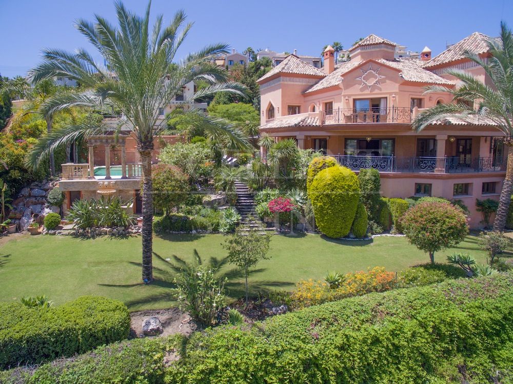 Villa en Los Arqueros, Benahavis