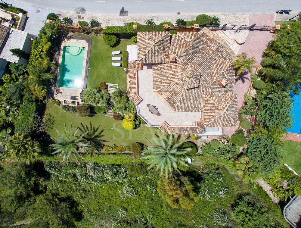 Villa in Los Arqueros, Benahavis