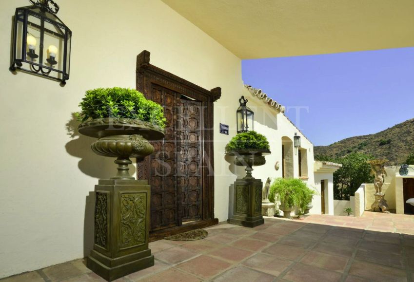 Villa in Estepona