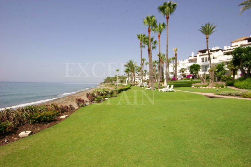 Apartamento en Alcazaba Beach, Estepona