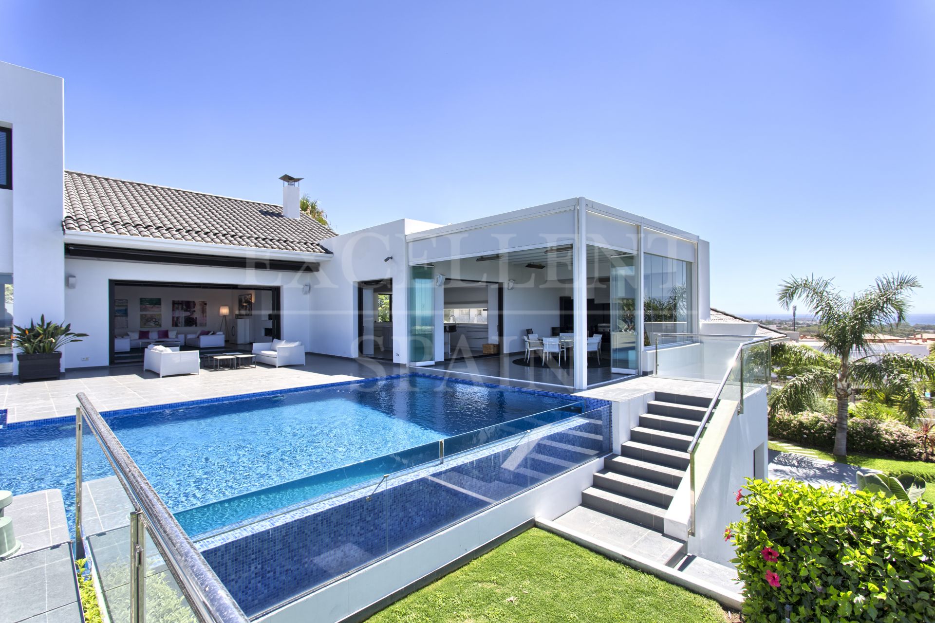 Los Flamingos Golf, spectacular, contemporary villa with panoramic sea views