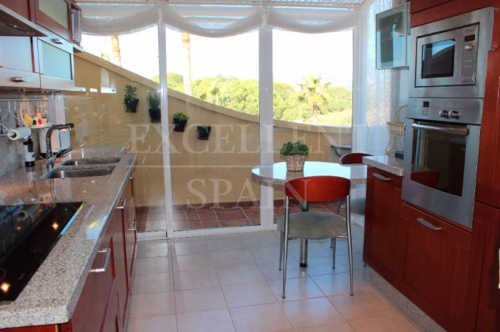 Penthouse in Elviria Hills, Marbella Oost