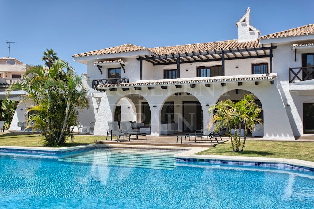 Villa en Nueva Andalucia