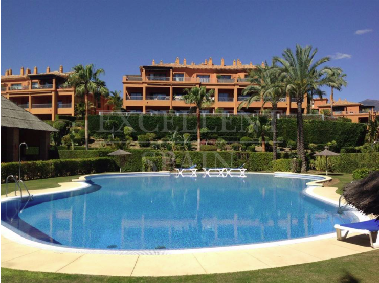 Apartment in Benatalaya, Estepona