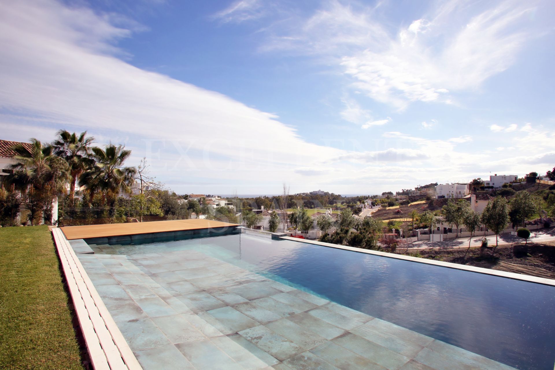 Villa en La Alqueria, Benahavis