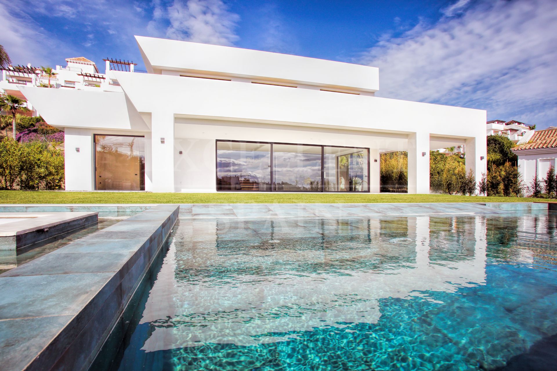 Villa in La Alqueria, Benahavis