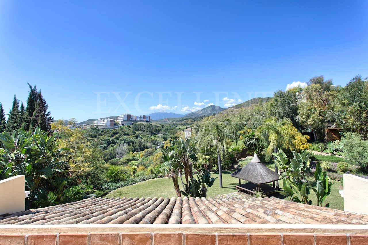 Villa in Puerto del Almendro, Benahavis