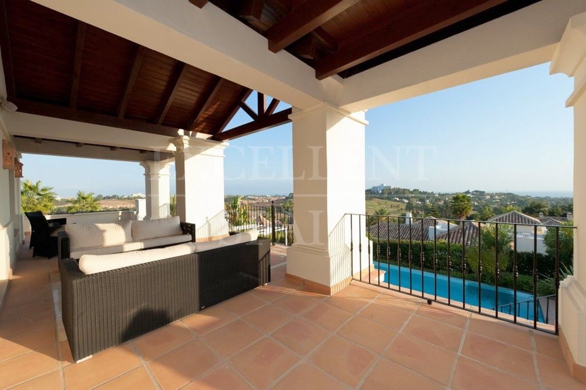 Villa in El Paraiso, Estepona