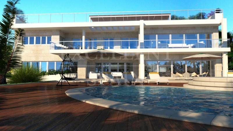 Bahia de Marbella, Costa del Sol, prachtige moderne villa te koop