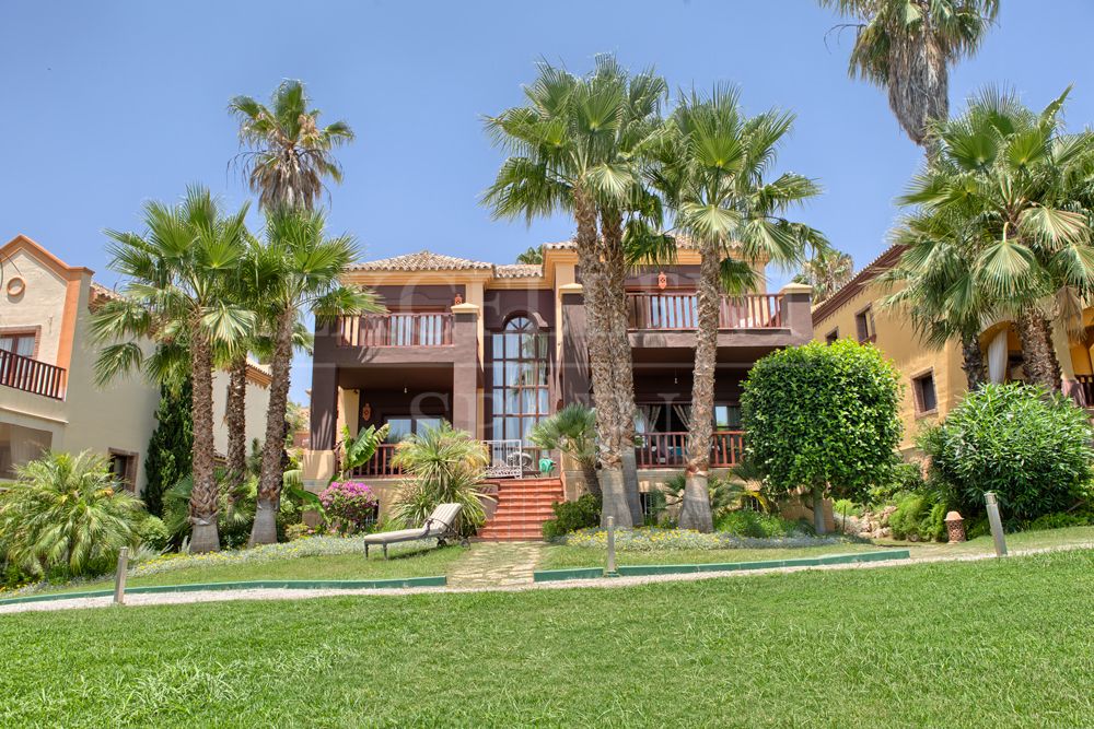 Villa in La Capellania, Marbella Golden Mile