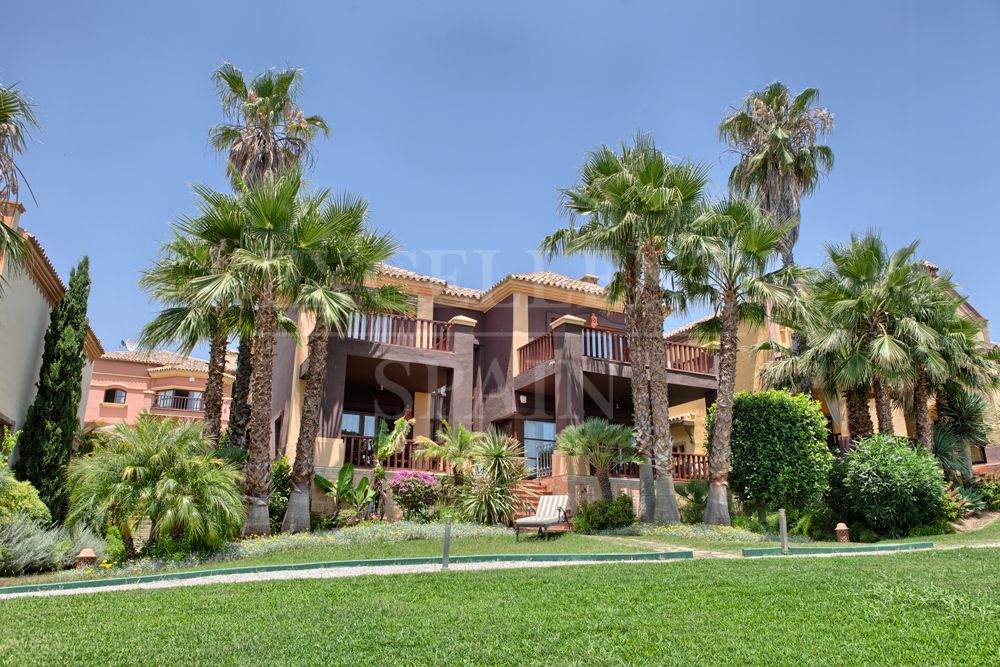 Capellania Hill Club, Golden Mile, Marbella, spacious villa for sale