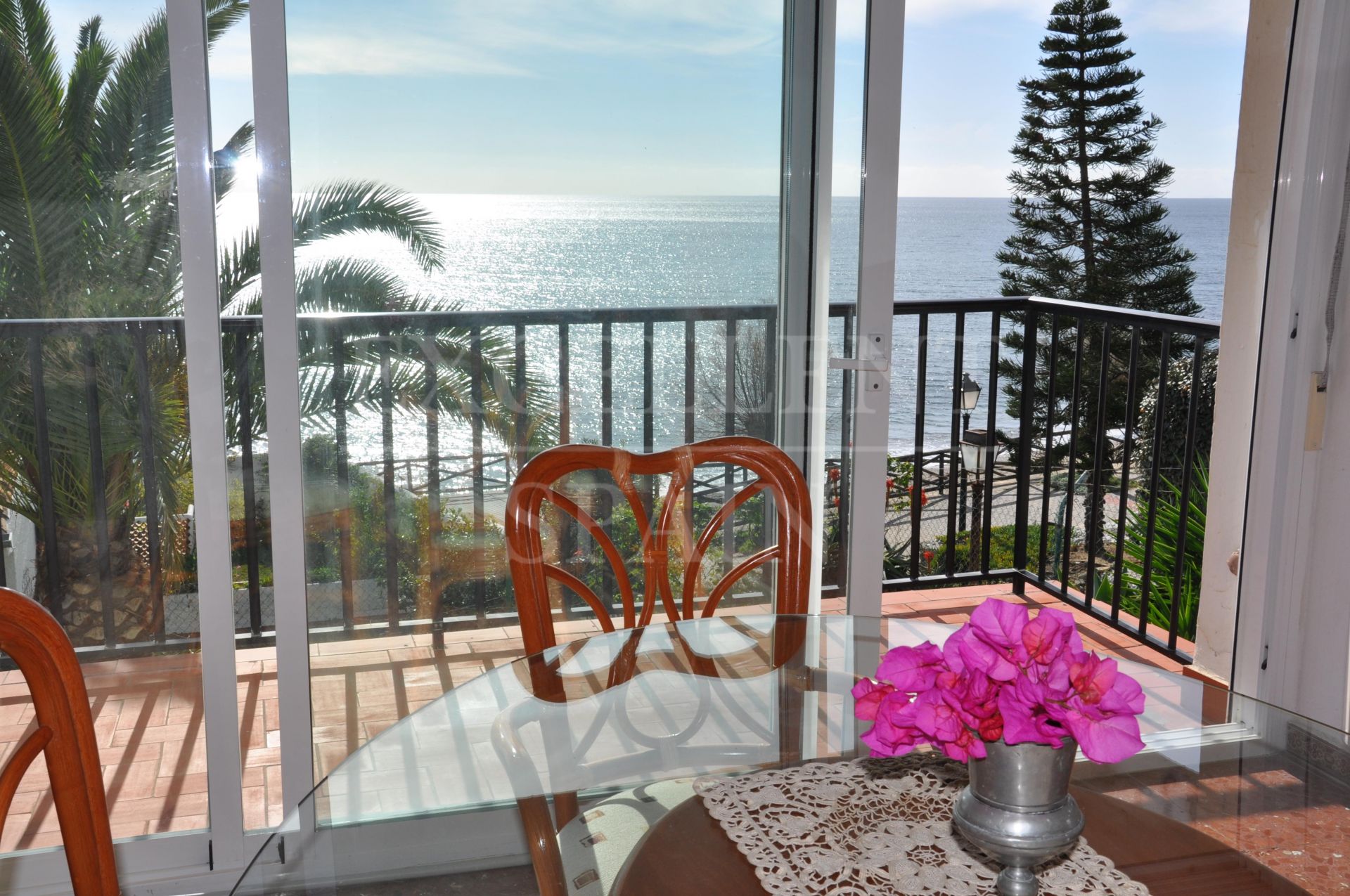 Villa in Arena Beach, Estepona