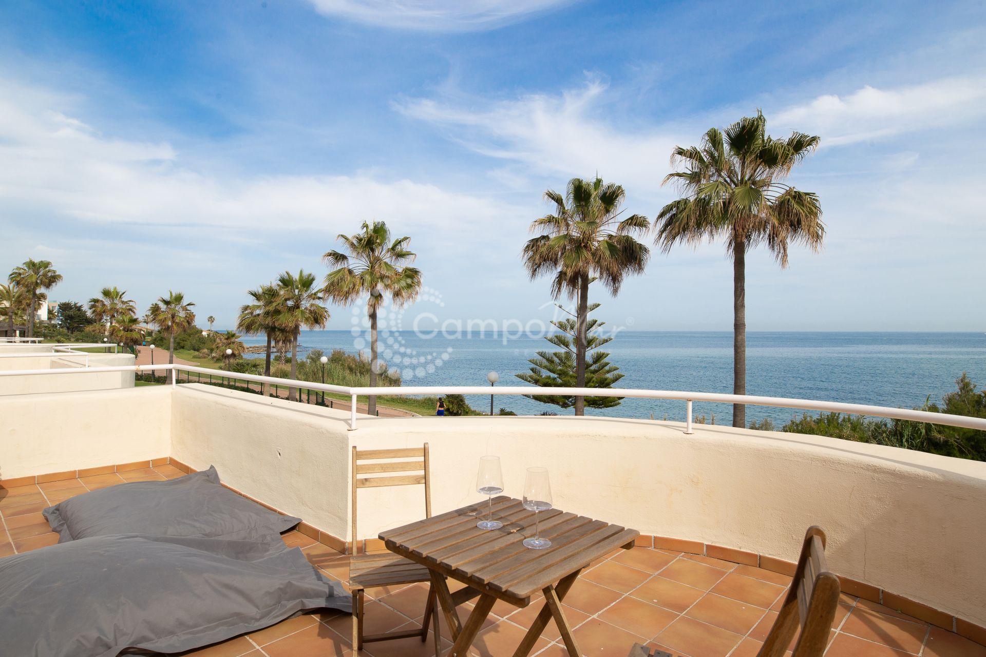 Apartment in Bermuda Beach, Estepona