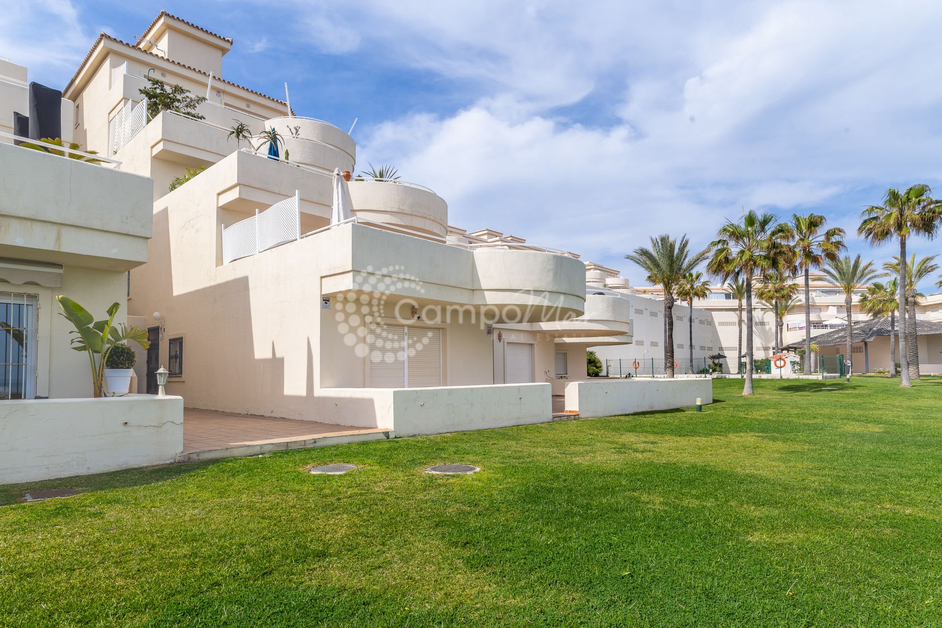 Apartment in Bermuda Beach, Estepona