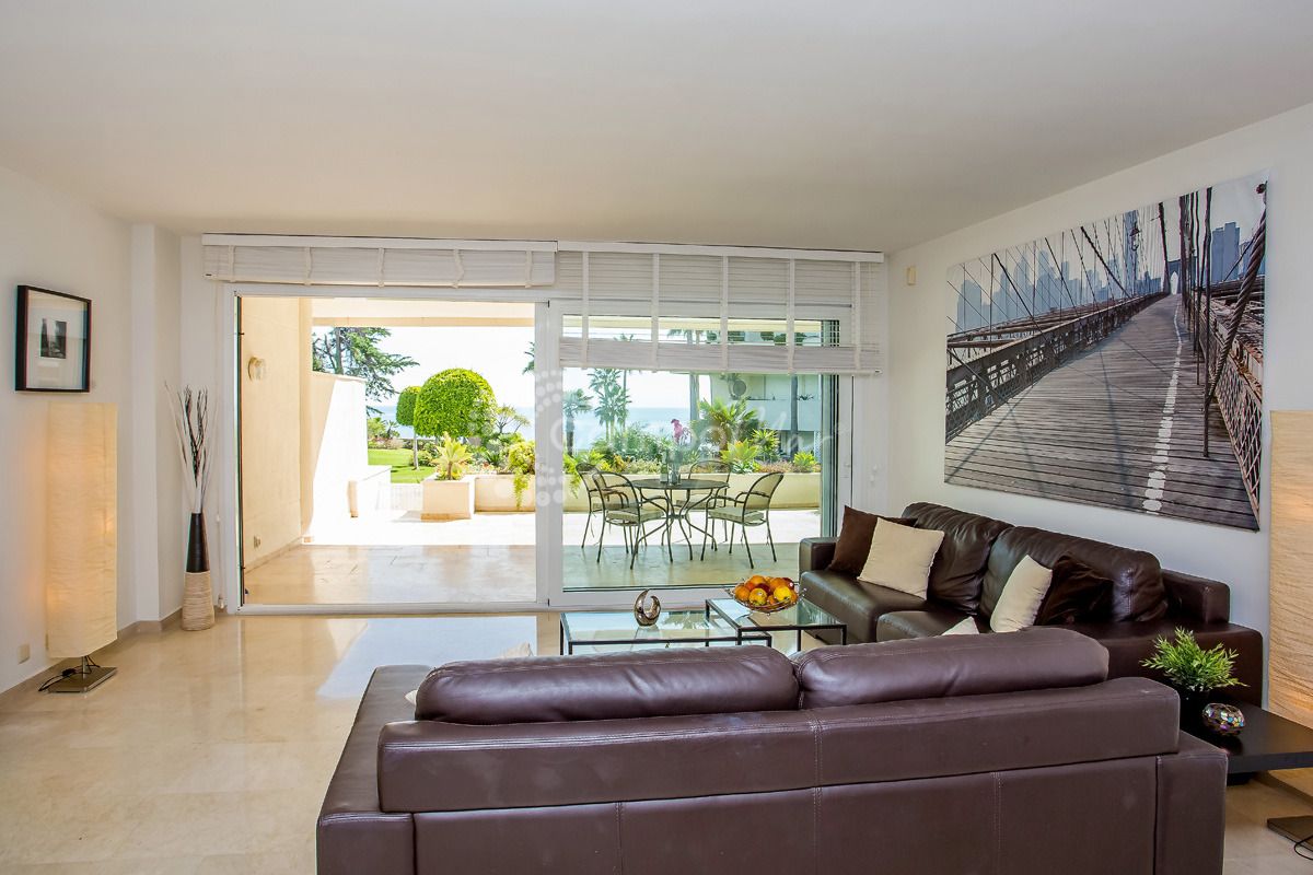 Ground Floor Apartment in Los Granados Playa, Estepona