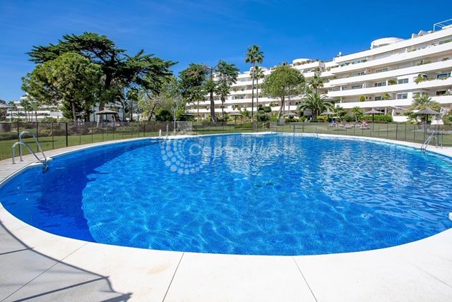 Ground Floor Apartment in Los Granados Playa, Estepona