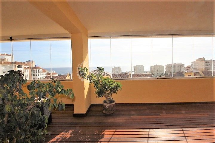 Duplex Penthouse in Puerto Alto, Estepona