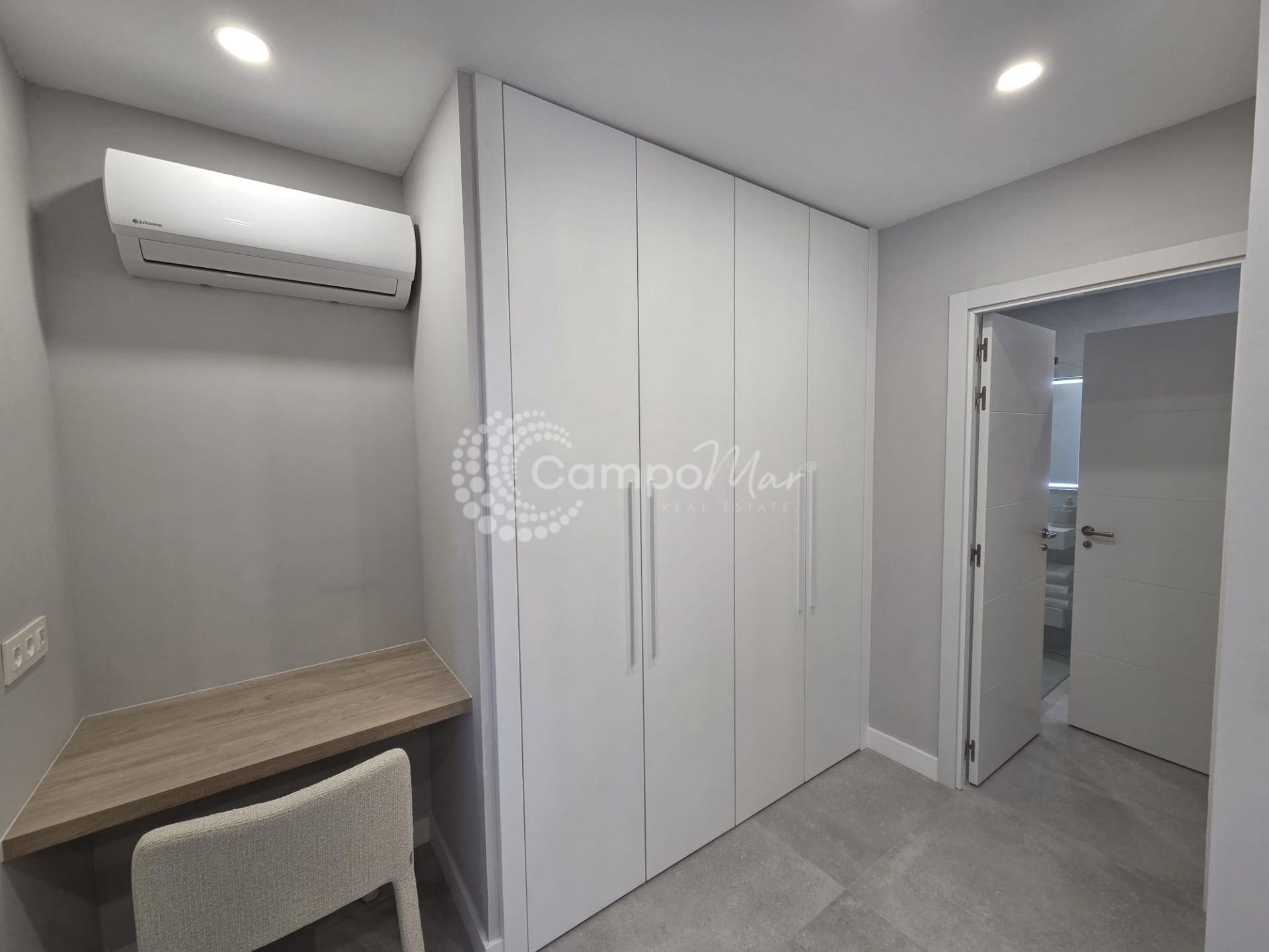 Apartment in Estepona Town, Estepona