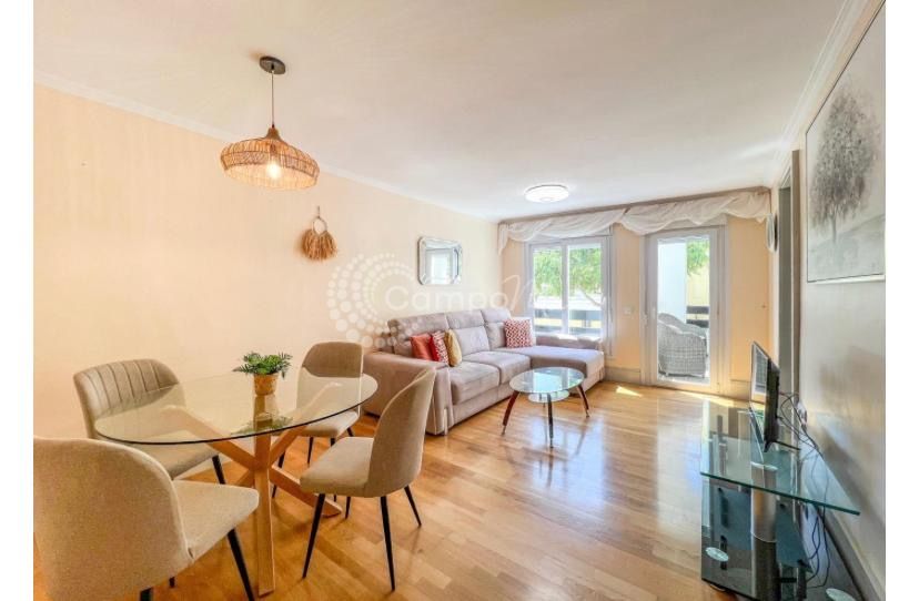 Apartamento en Estepona Puerto, Estepona