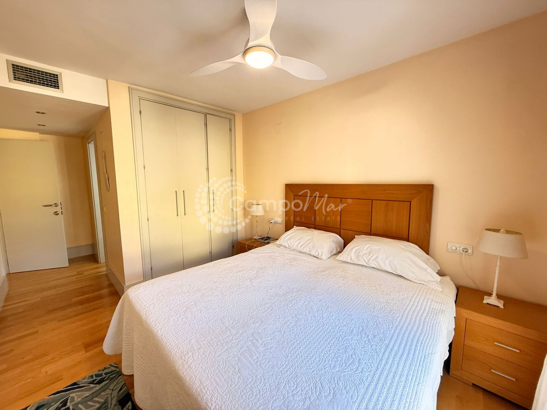 Apartment in Estepona Puerto, Estepona