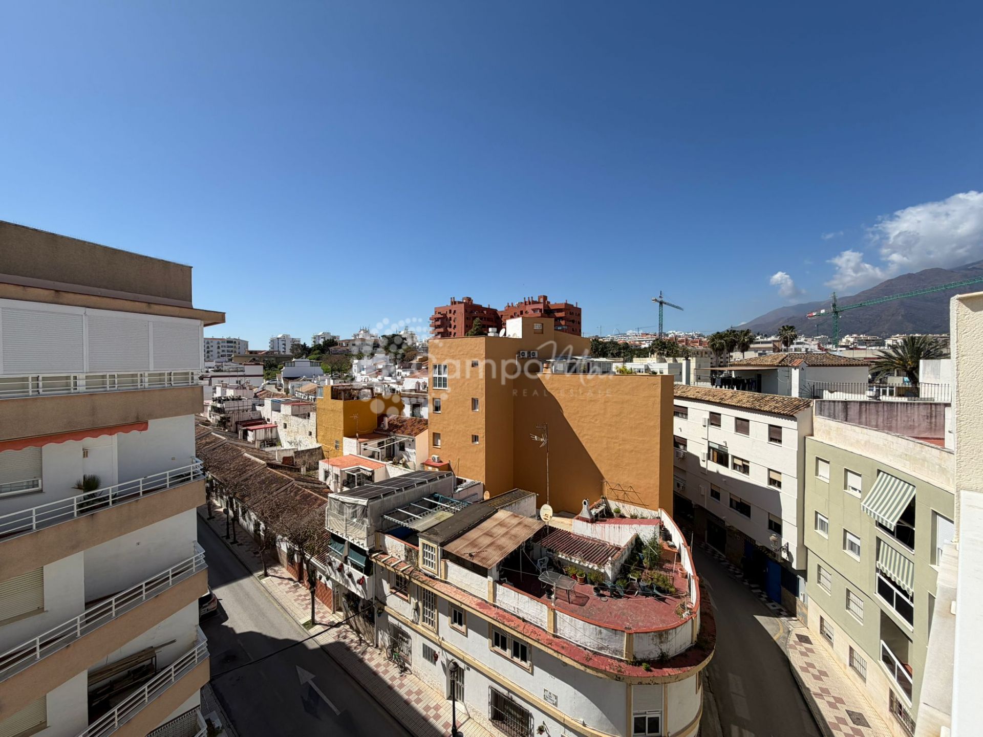 Apartamento en Estepona Playa, Estepona