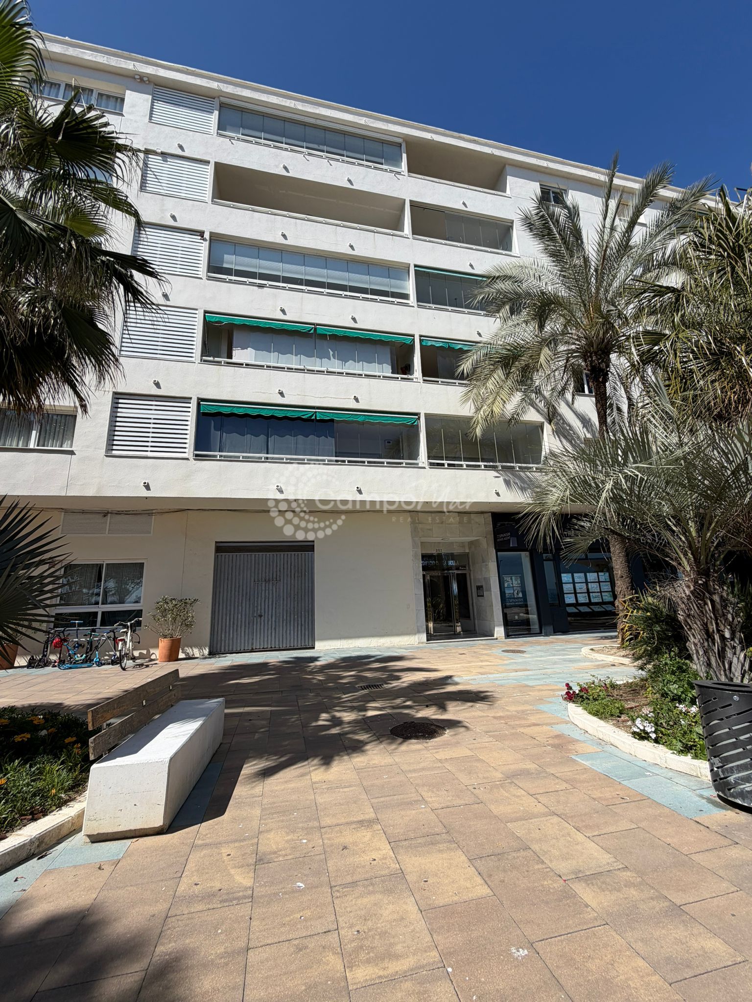 Apartamento en Estepona Playa, Estepona