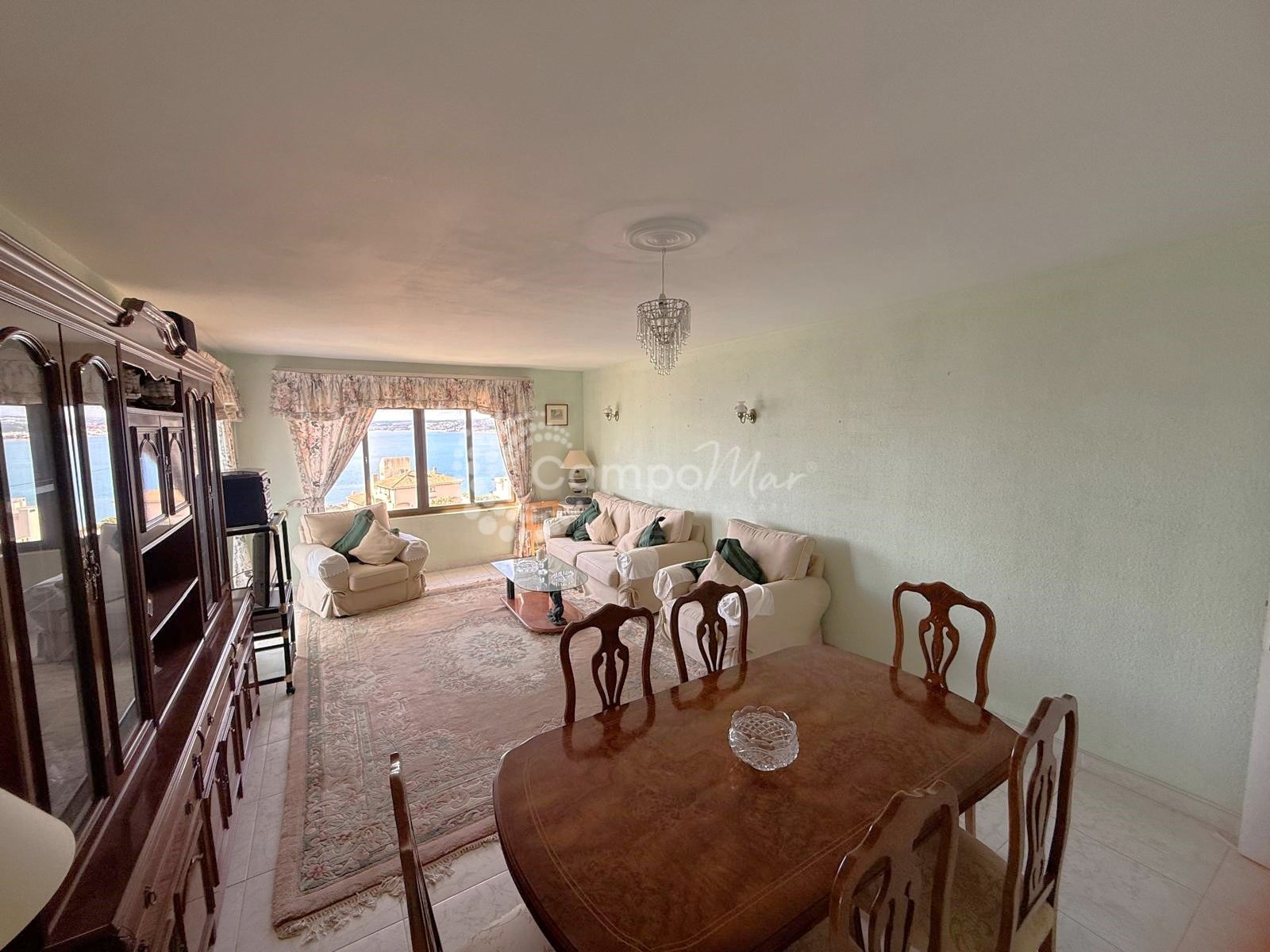 Apartamento en Estepona Puerto, Estepona