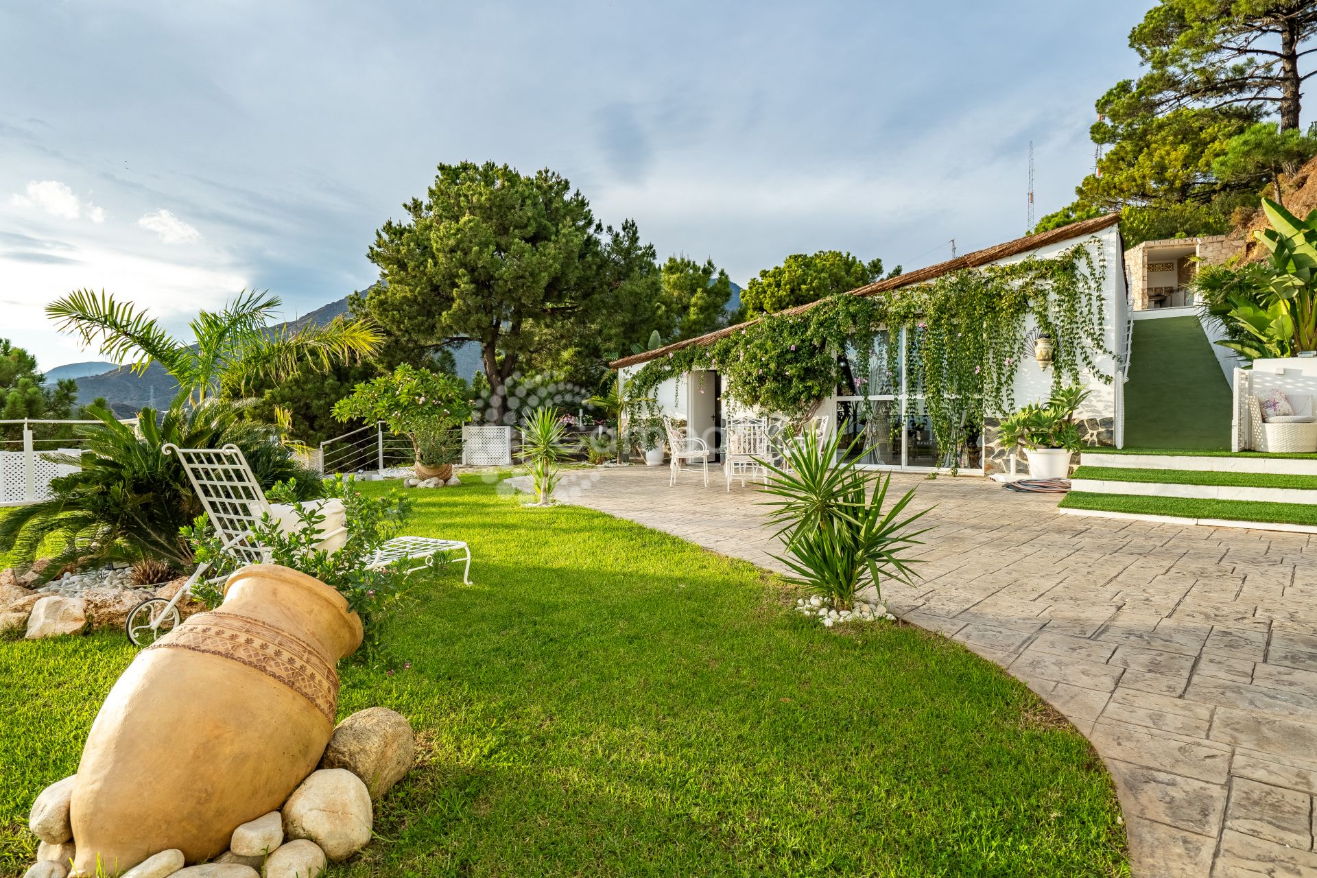 Villa in Los Reales - Sierra Estepona, Estepona
