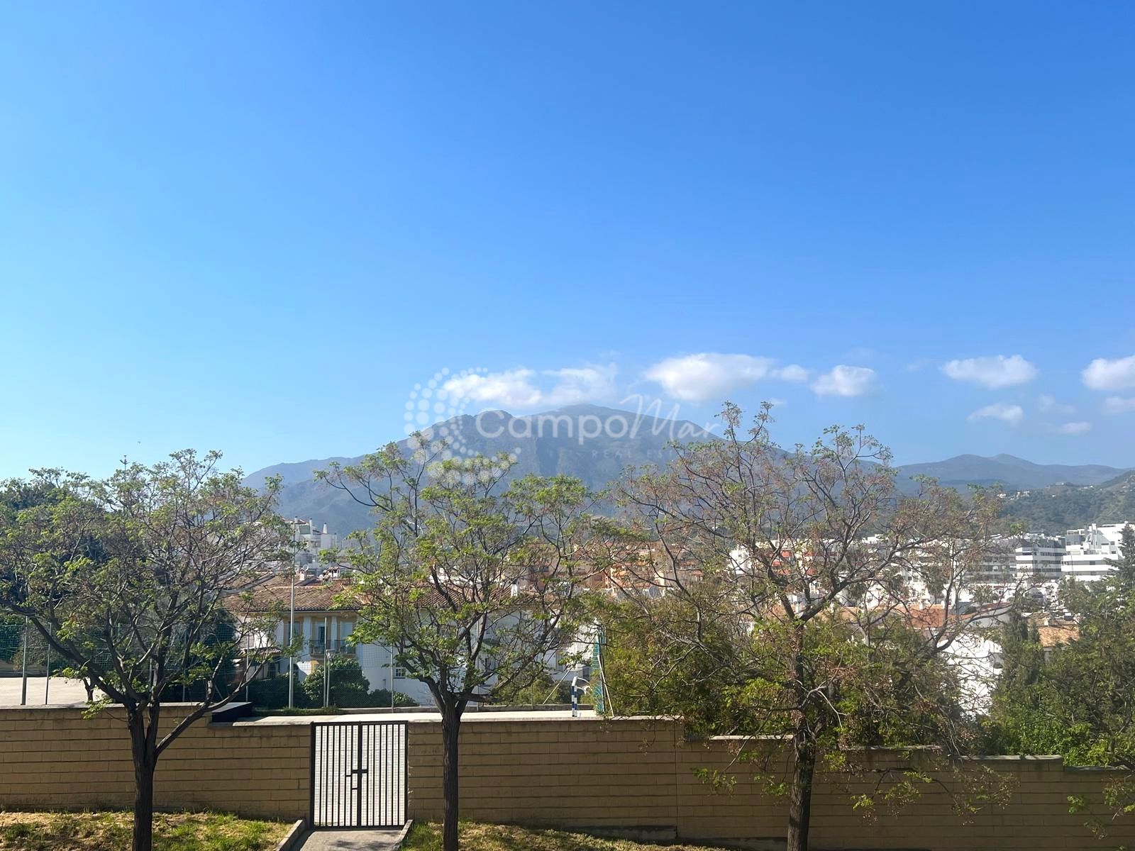 Apartment in Estepona Town, Estepona