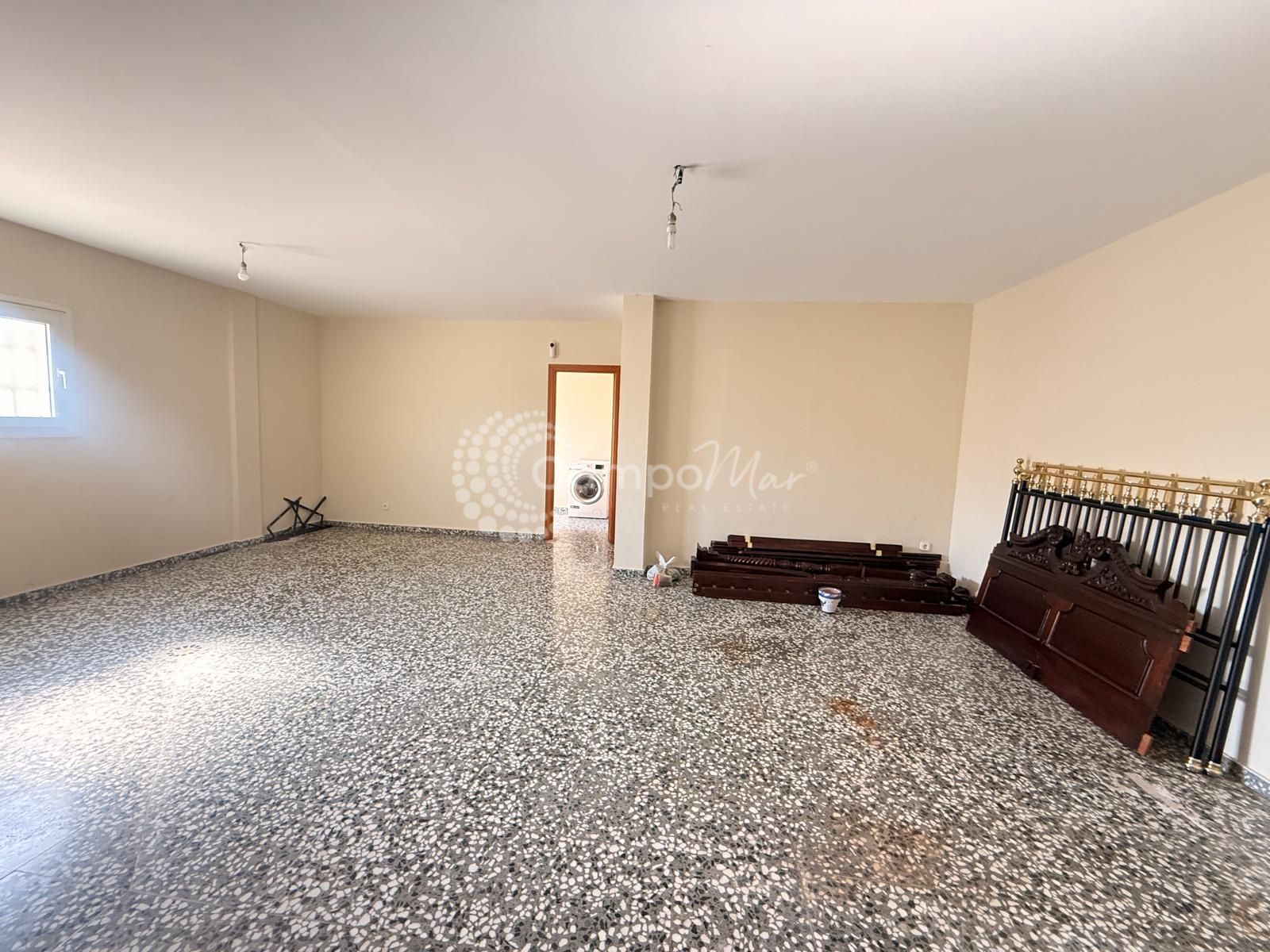 Villa in El Padron, Estepona