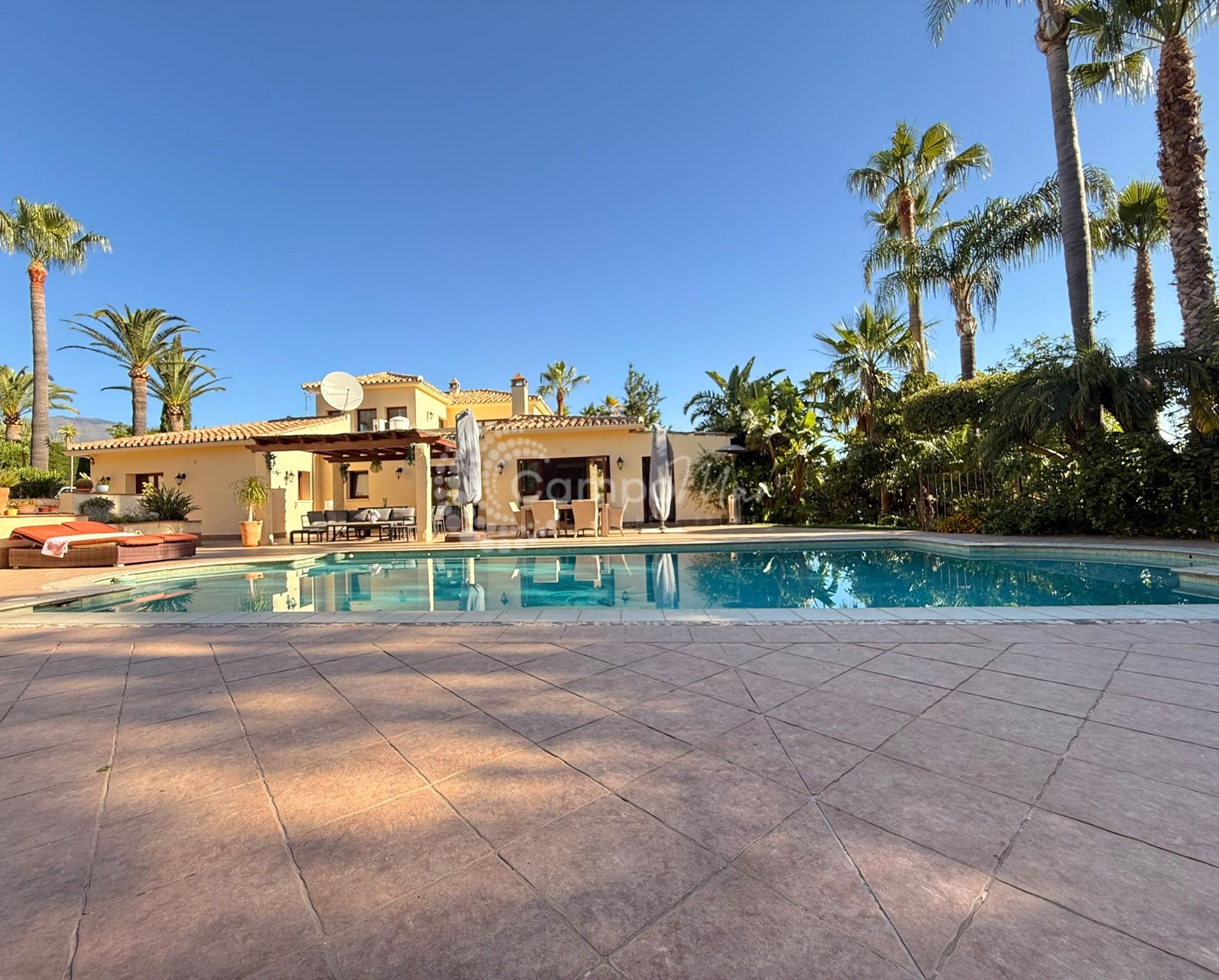 Villa in Reinoso, Estepona