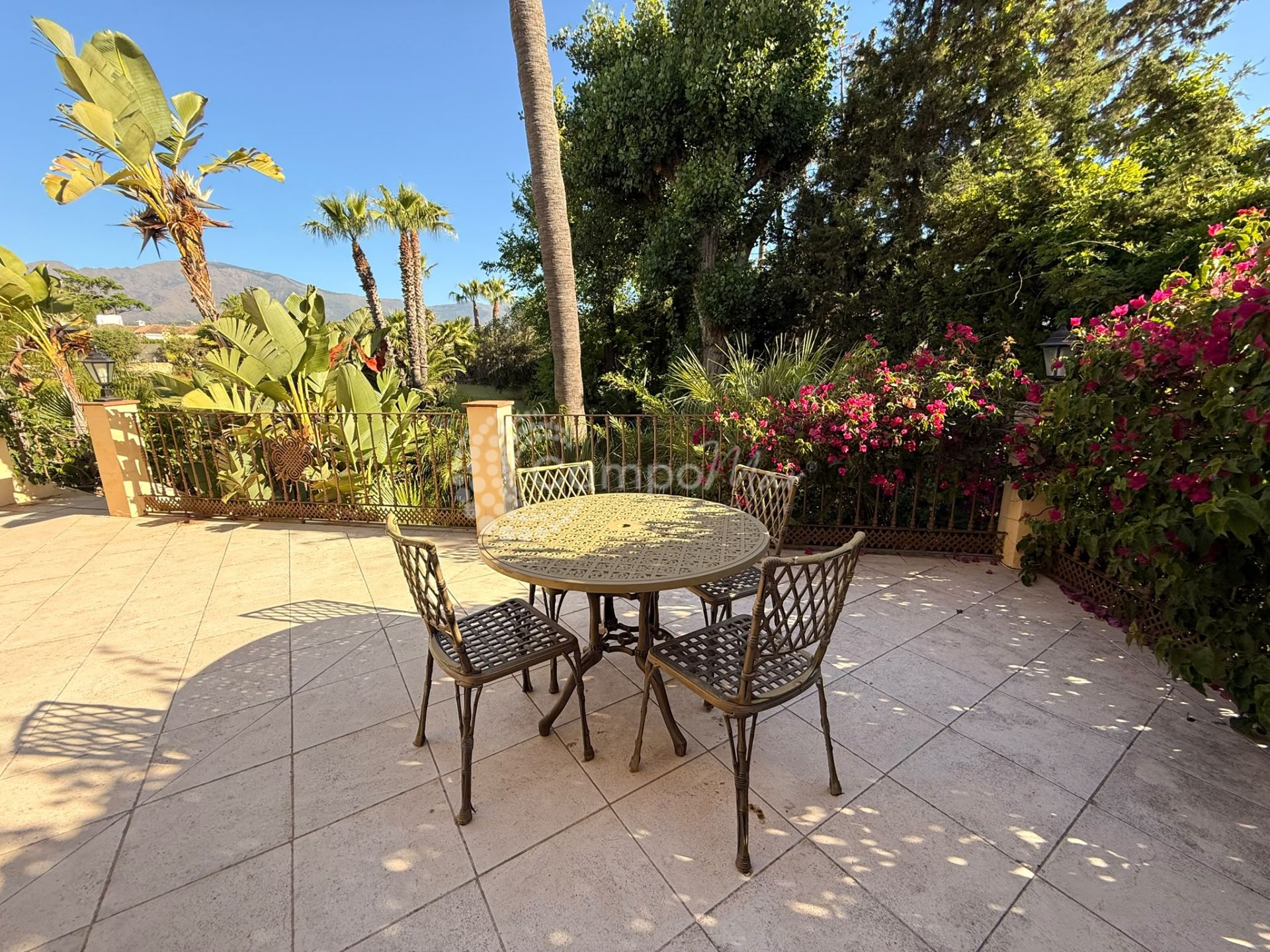 Villa in Reinoso, Estepona