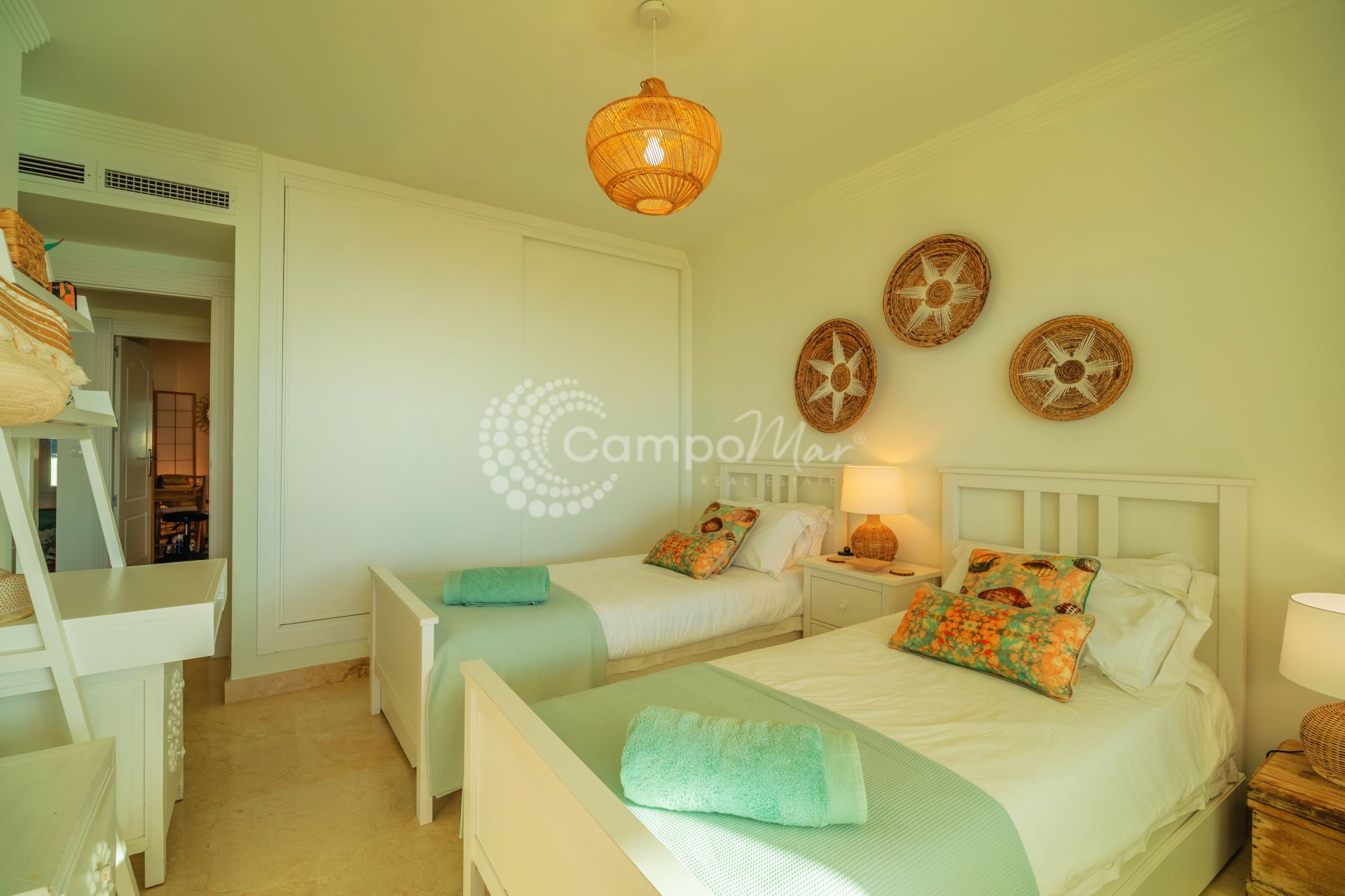 Penthouse in Sinfonia del Mar, Estepona
