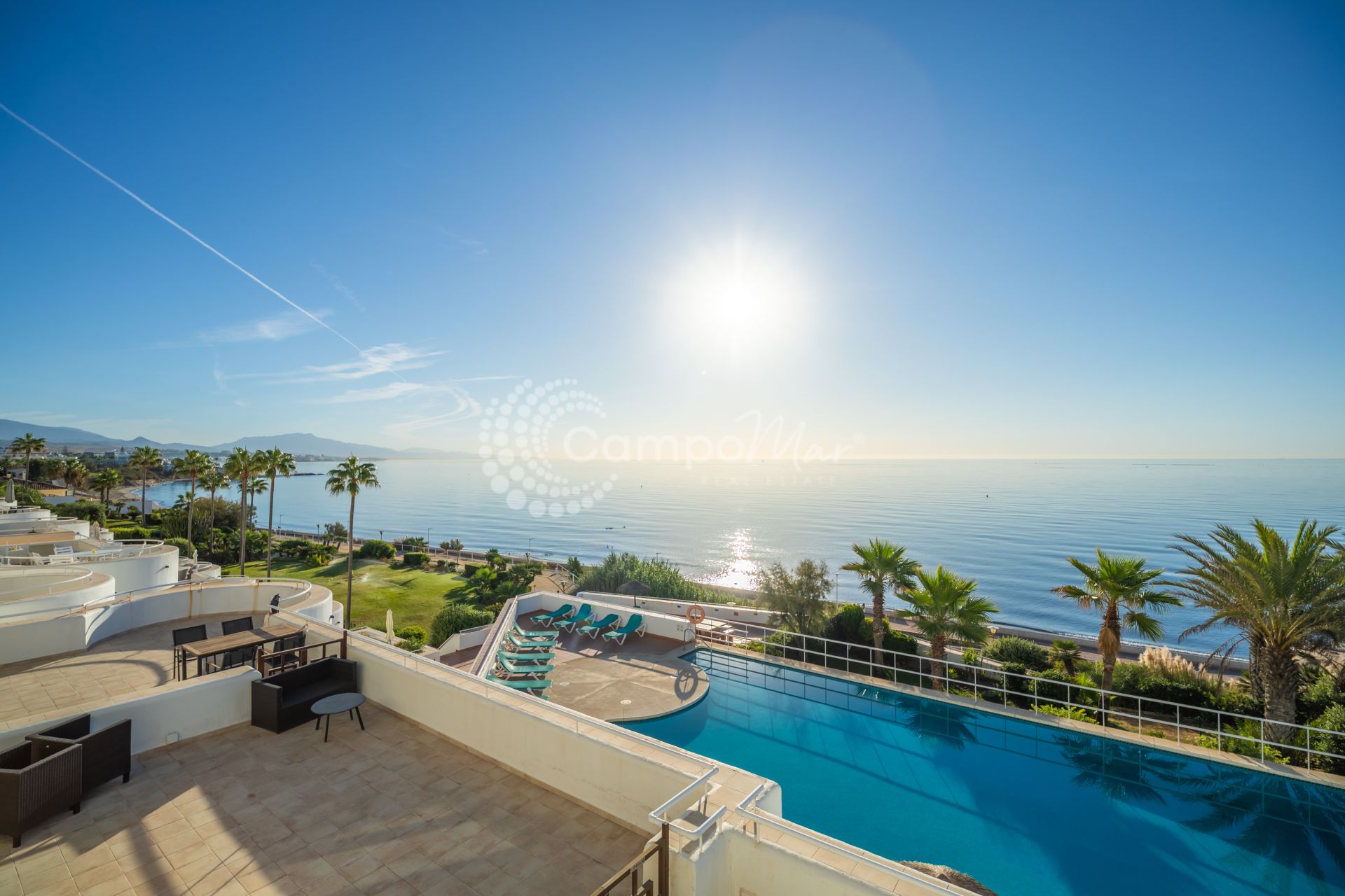 Penthouse in Sinfonia del Mar, Estepona