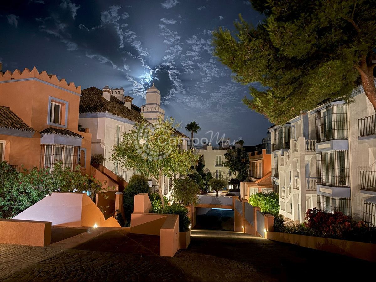 Apartamento Planta Baja en La Perla de la Bahía, Casares