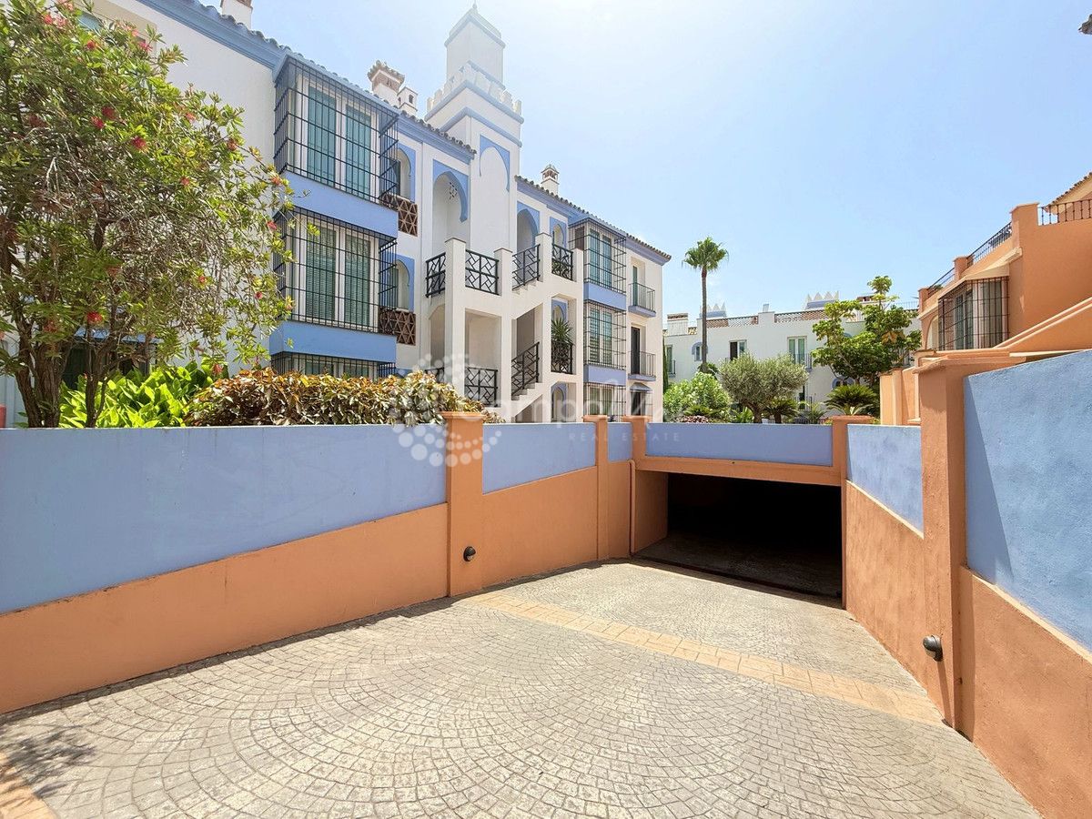 Apartamento Planta Baja en La Perla de la Bahía, Casares