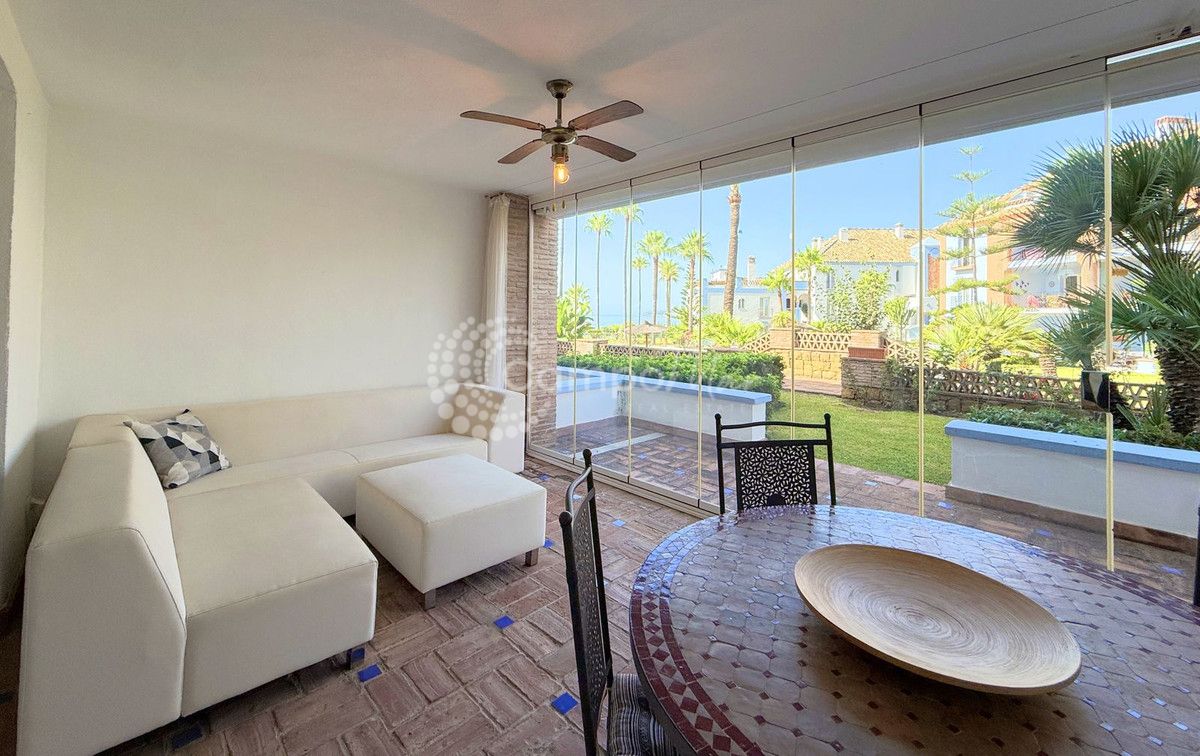 Apartamento Planta Baja en La Perla de la Bahía, Casares