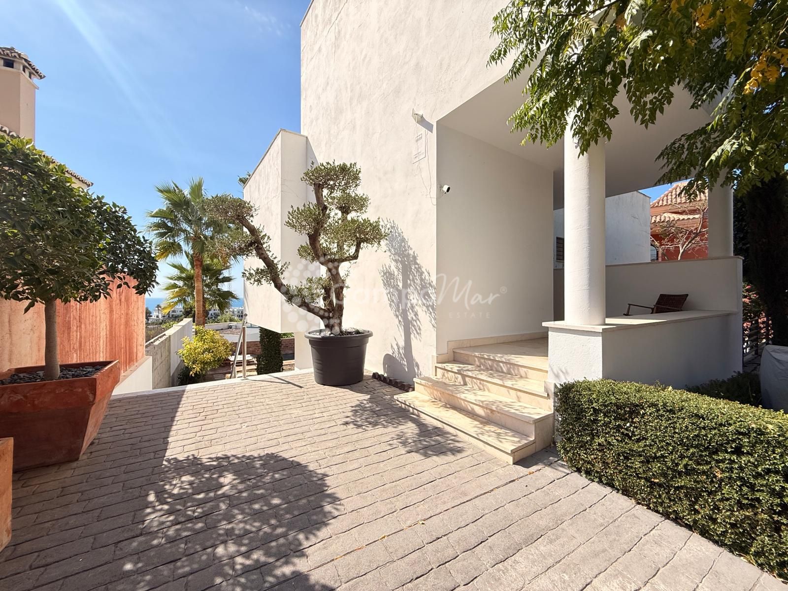 Villa in Seghers, Estepona