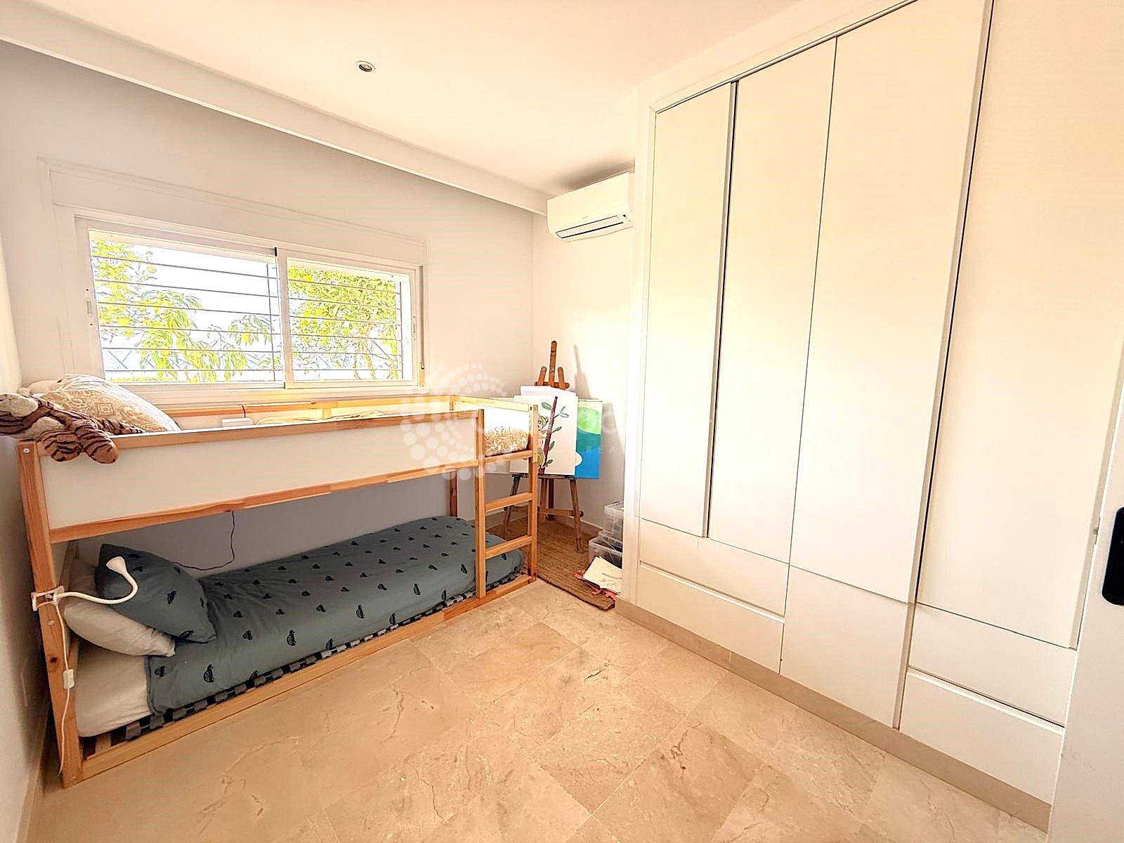 Villa in Seghers, Estepona