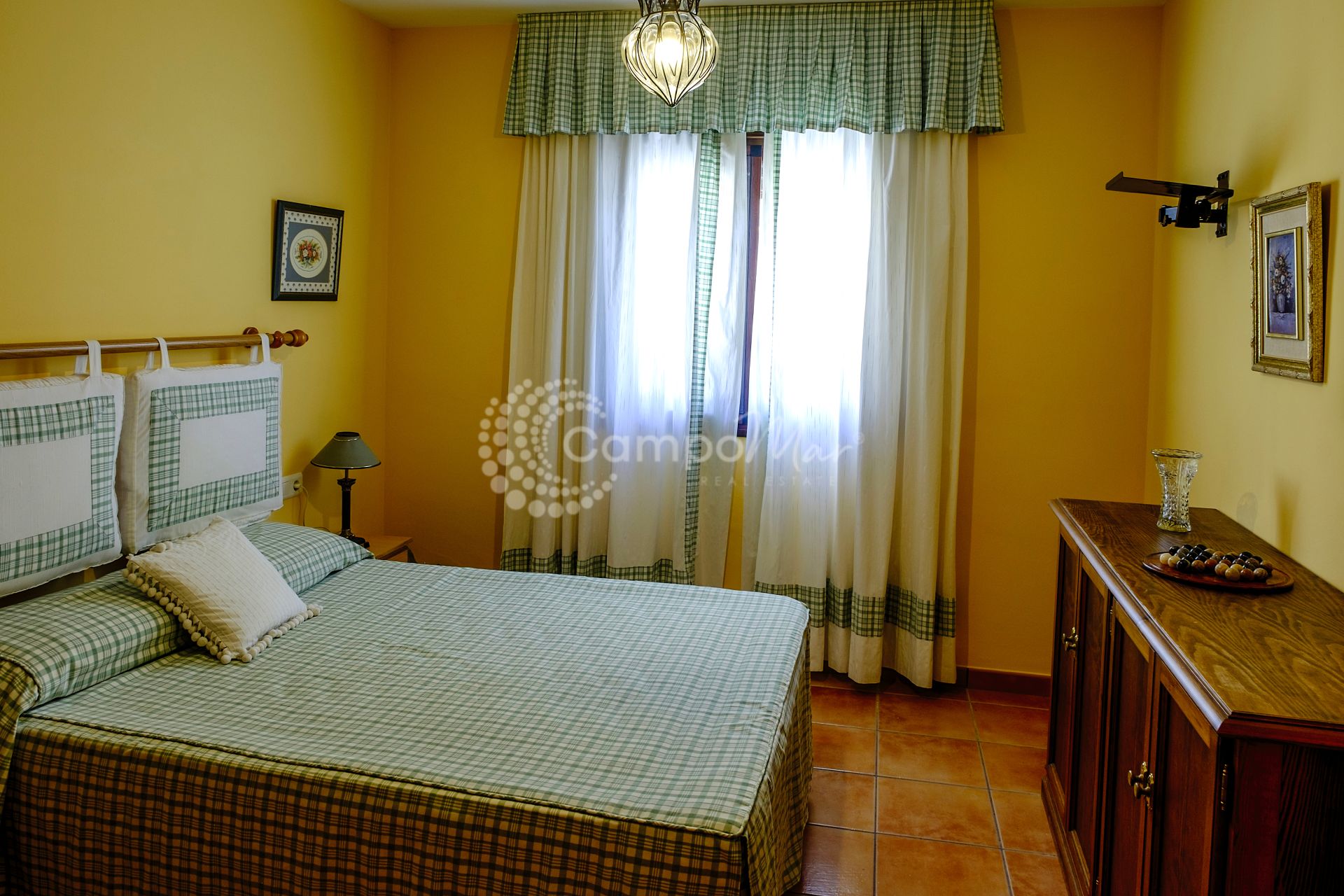 Villa en Altos de Estepona, Estepona