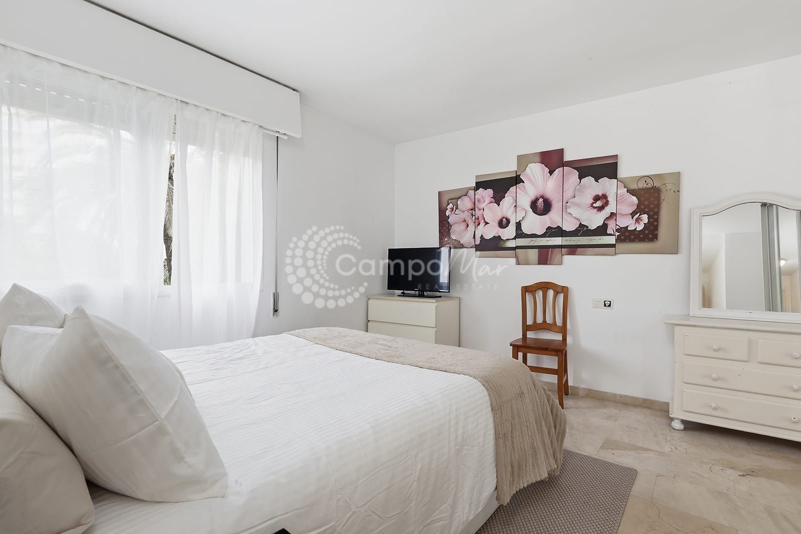 Apartamento en Estepona Puerto, Estepona