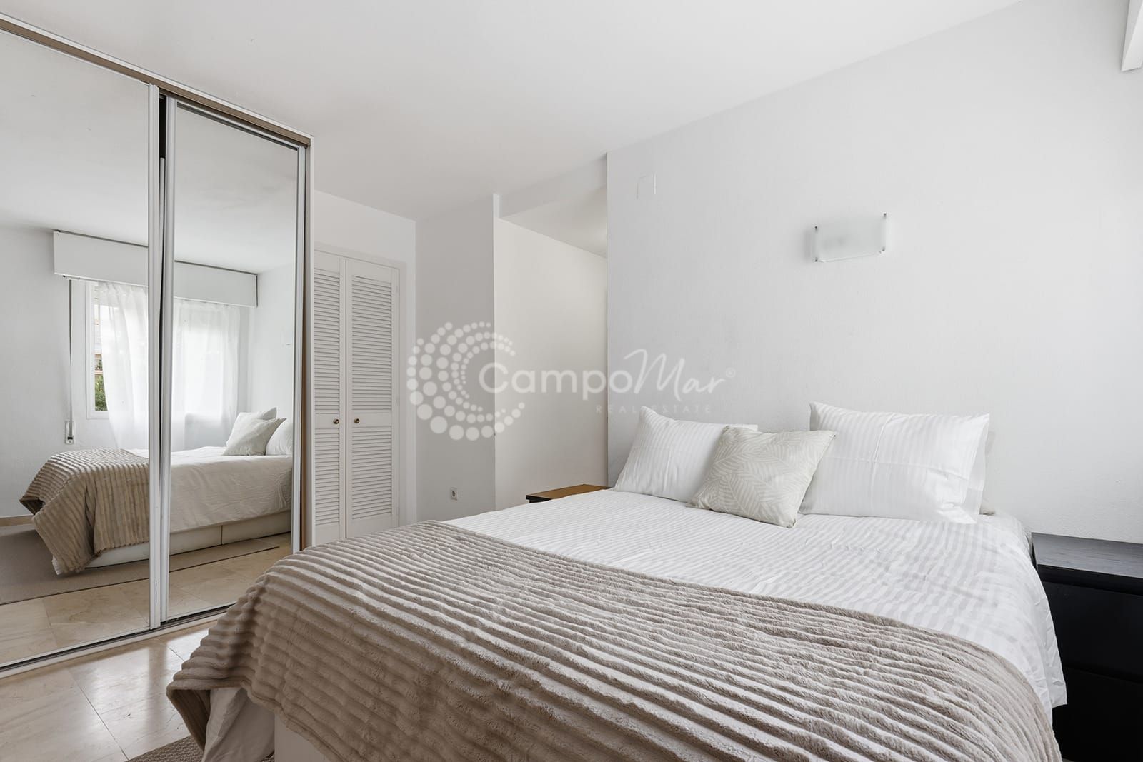 Apartamento en Estepona Puerto, Estepona