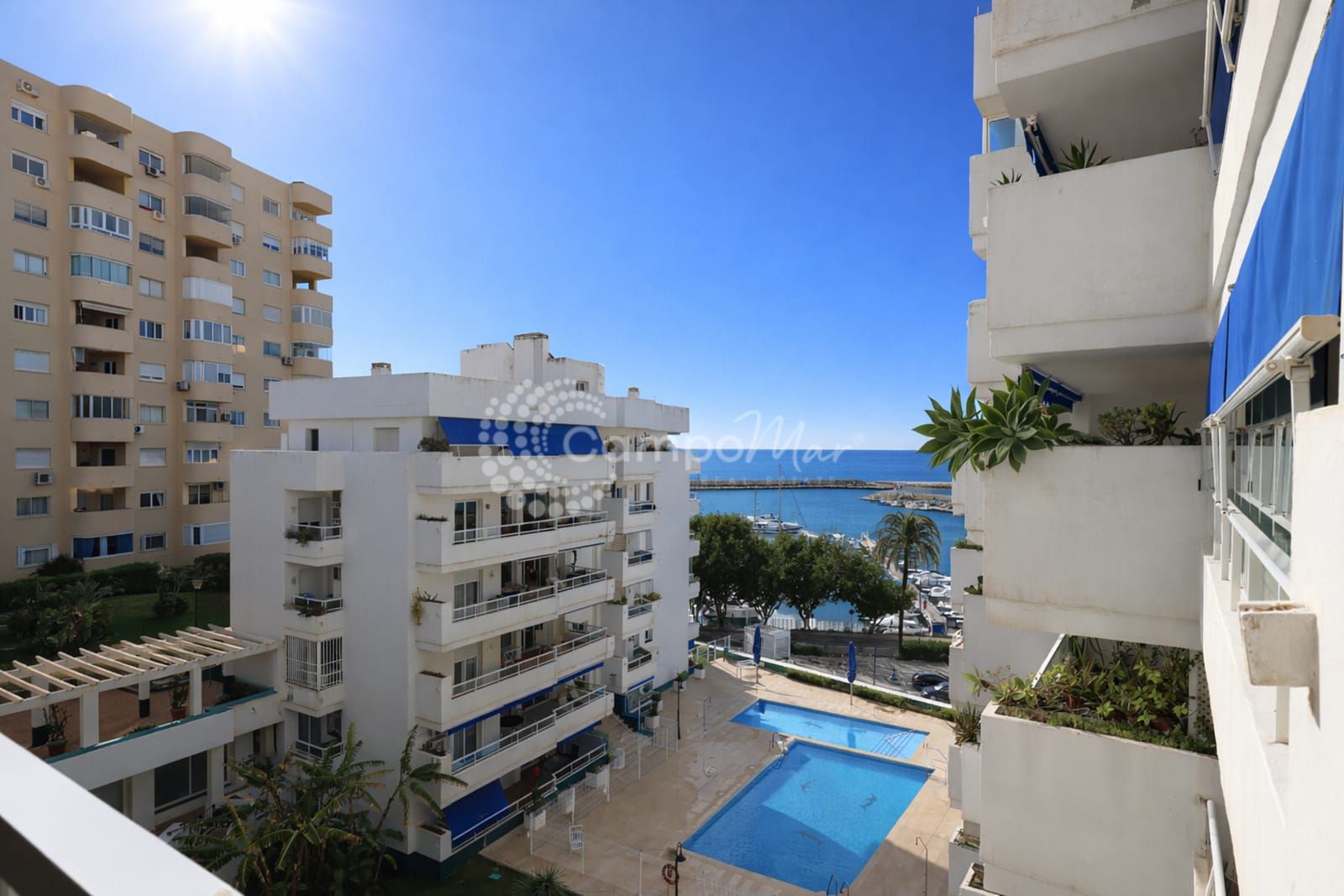 Apartamento en Estepona Puerto, Estepona