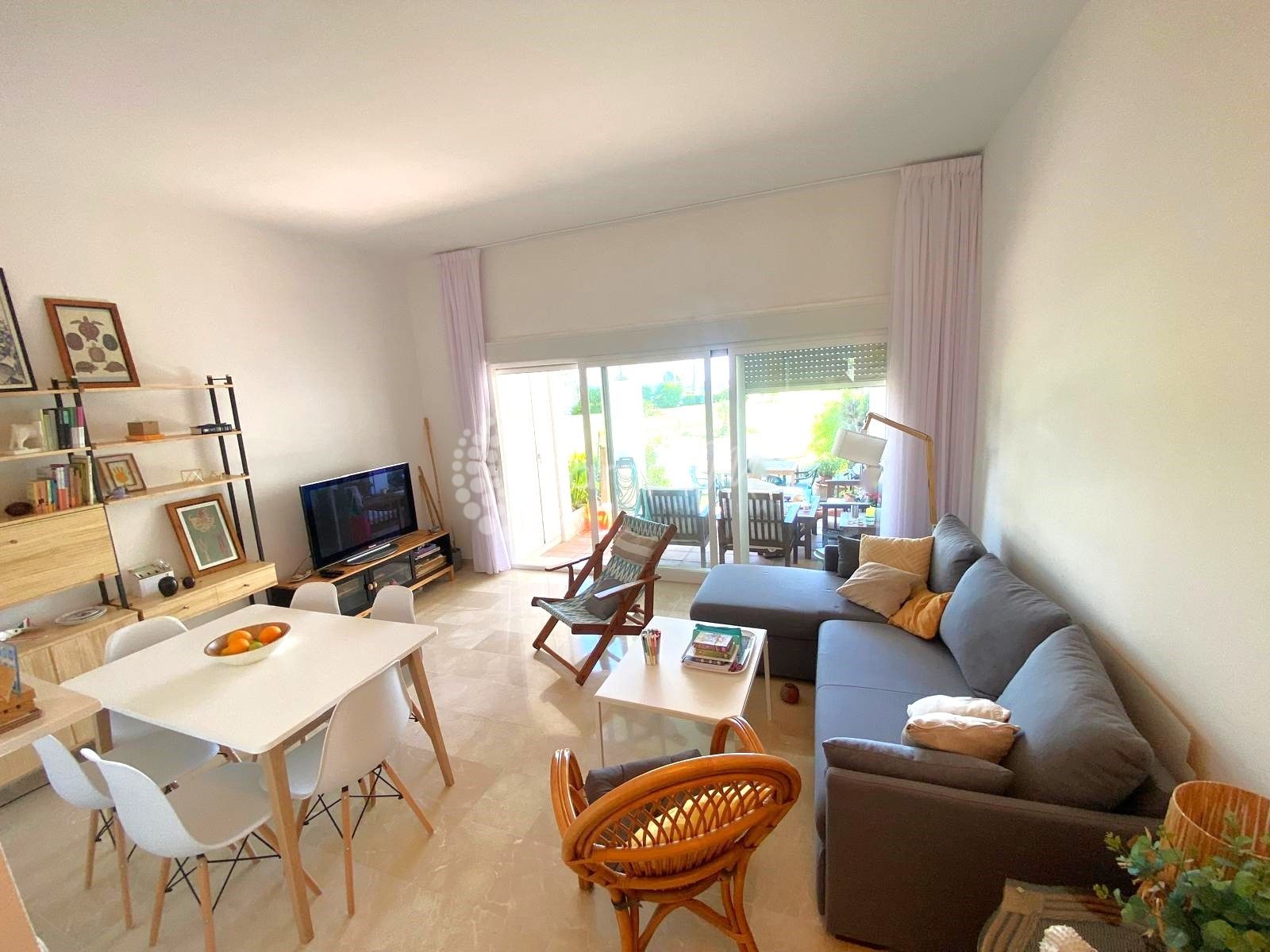 Apartamento Planta Baja en Casares Playa, Casares
