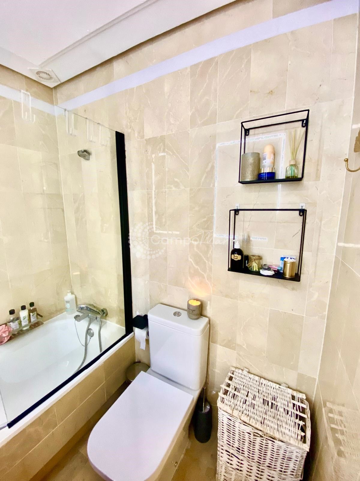Apartamento Planta Baja en Casares Playa, Casares