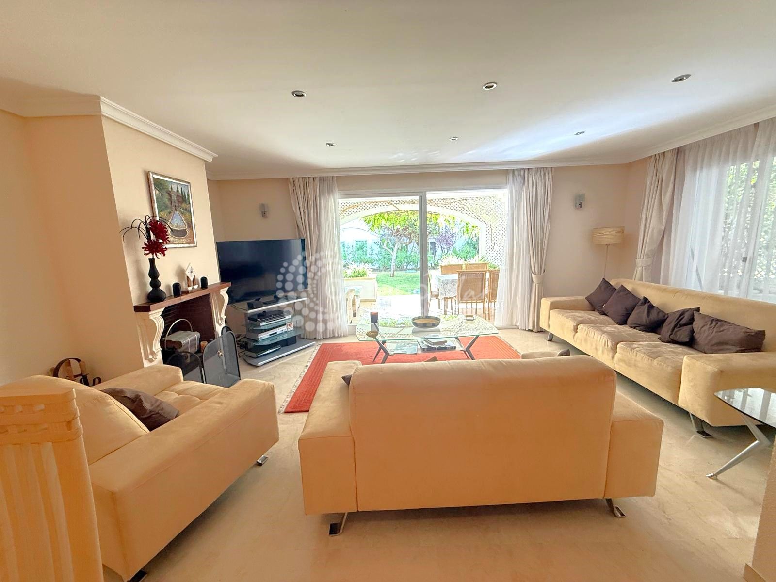 Ground Floor Apartment in Dominion Beach, Estepona