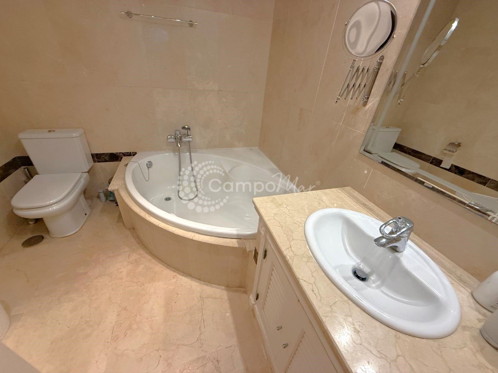 Ground Floor Apartment in Dominion Beach, Estepona