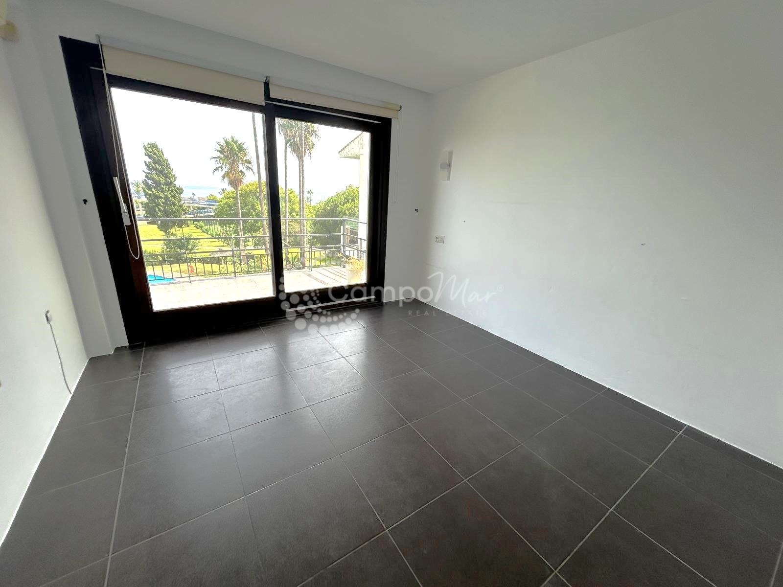 Duplex en Bahia Dorada, Estepona